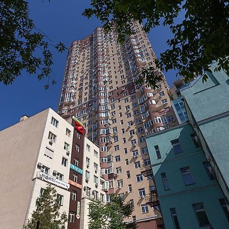 Апартаменти 1к Люкс на Жилянская 118 Київ Екстер'єр фото